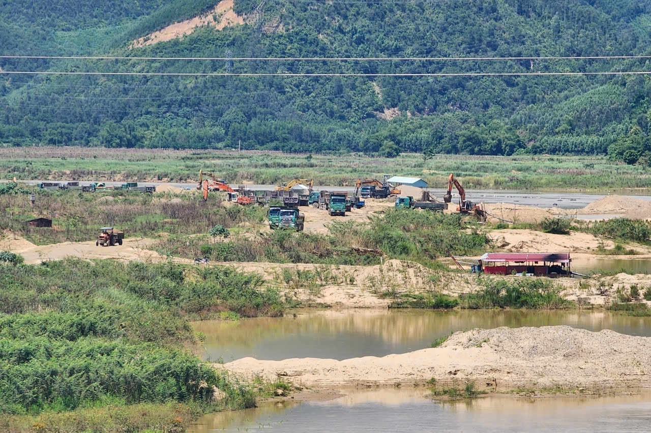 Đấu giá mỏ cát từ 1,2 tỷ lên 370 tỷ: Chưa công nhận kết quả, công an vào cuộc