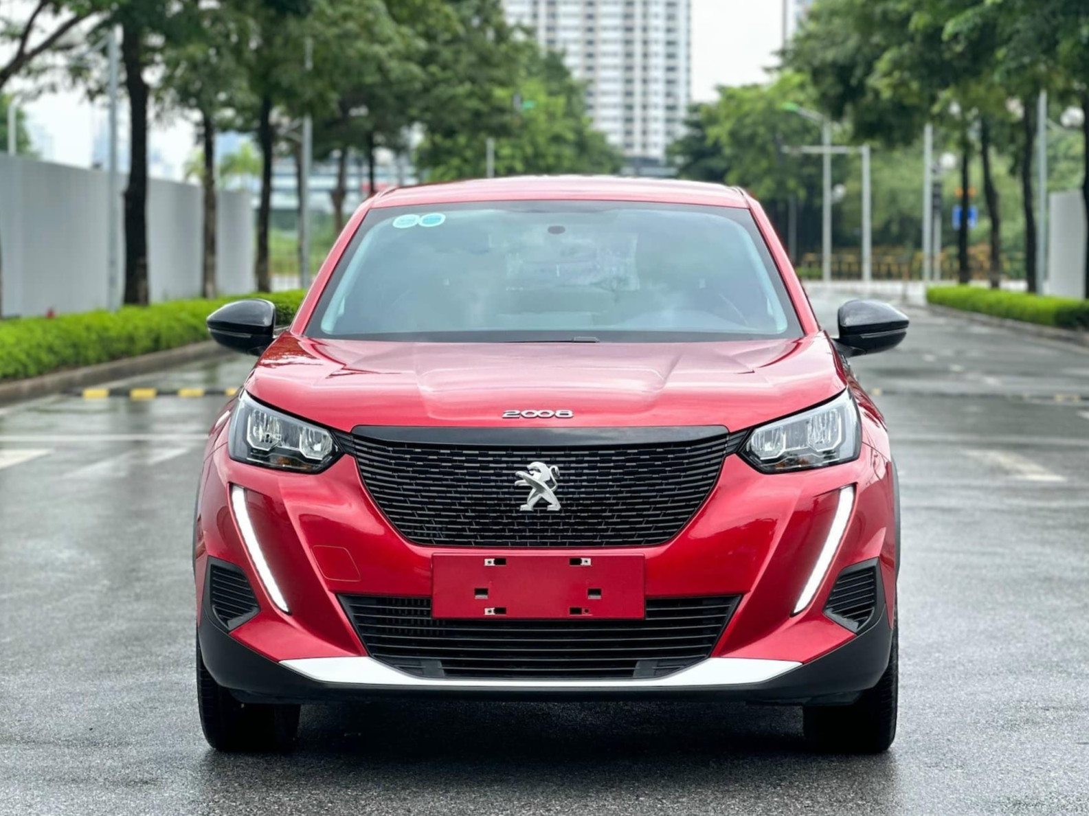 https://static-images.vnncdn.net/vps_images_publish/000001/000003/2024/10/19/mua-xe-cu-lan-banh-3-nam-gia-600-trieu-chon-peugeot-2008-hay-hyundai-creta-12254.jpg?width=0&s=xT0Jl_XMKiK8pNdfYlHkWg