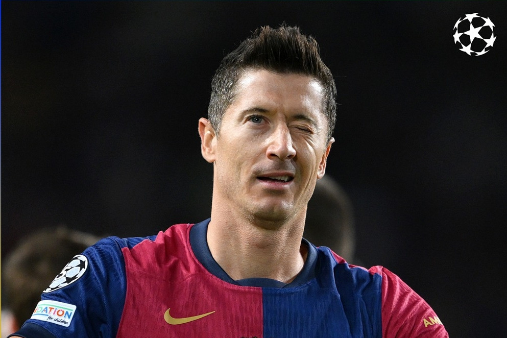 Lewandowski chói sáng, Barca đại thắng ‘5 sao’