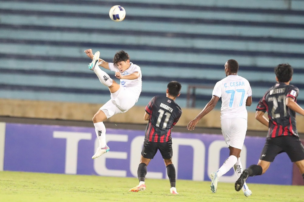 nam dinh vs bangkok united 1.jpg