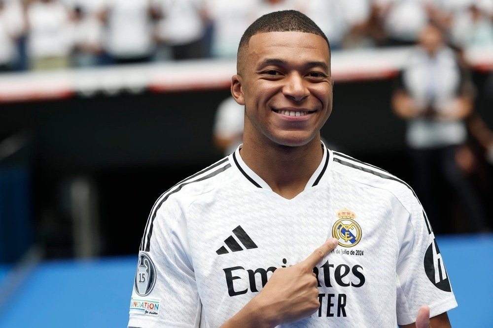 Real Madrid hối hận đã ký hợp đồng với Kylian Mbappe