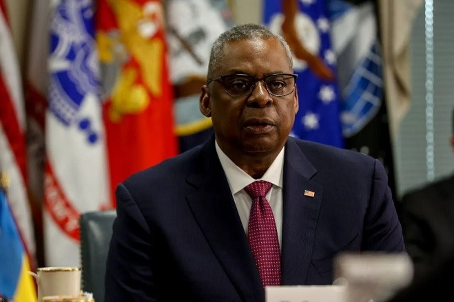 Bộ trưởng Quốc phòng Mỹ bất ngờ tới Kiev, lý do hạm đội Nga phải rời khỏi Crưm