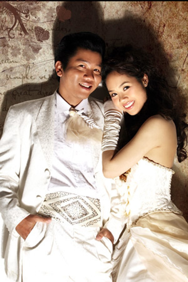 hoa hau khong man ma vbiz mai phuong ve hai phong lam viec chon song binh yen 1174.jpg