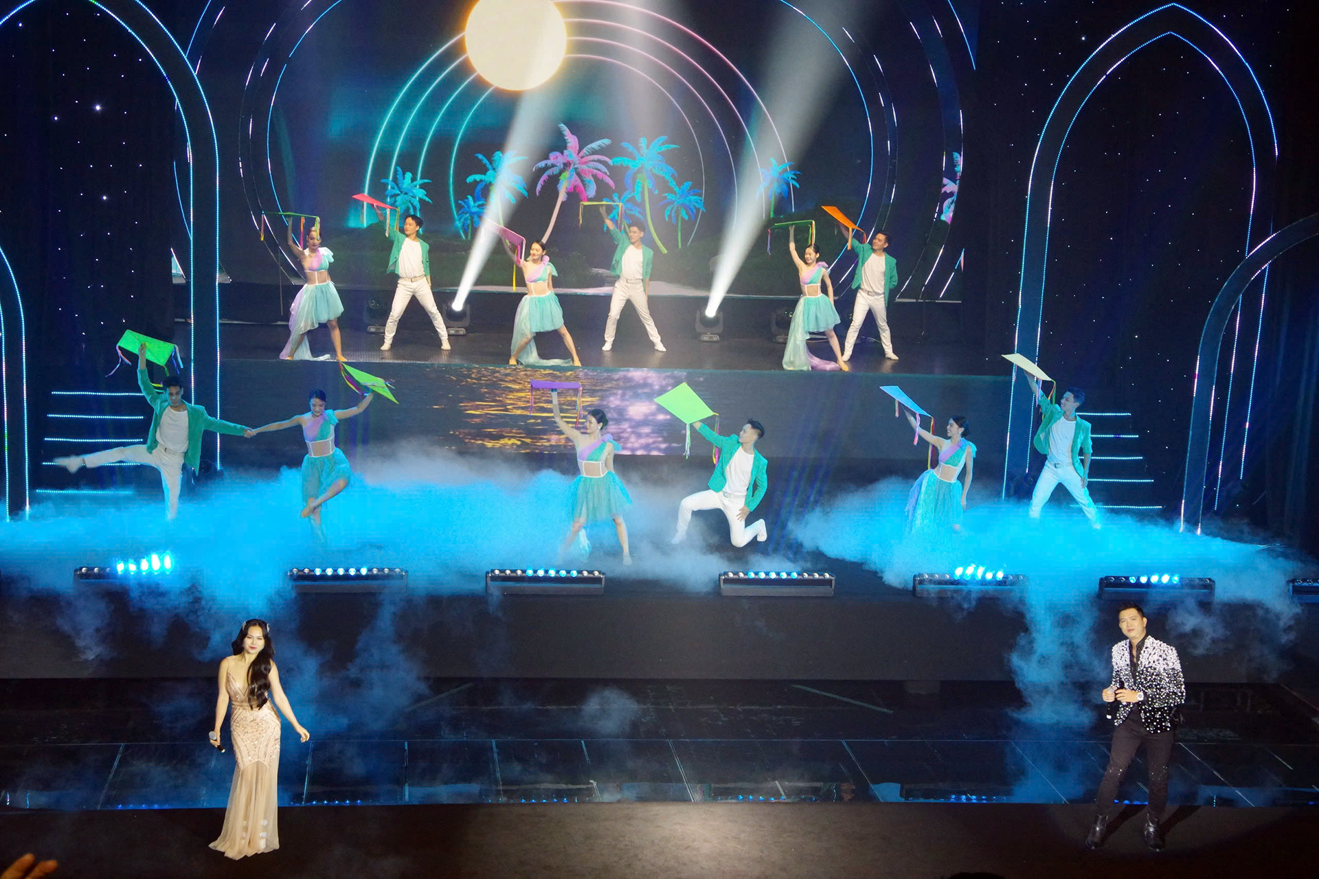 NhaTrang Lienhoan 3.jpg