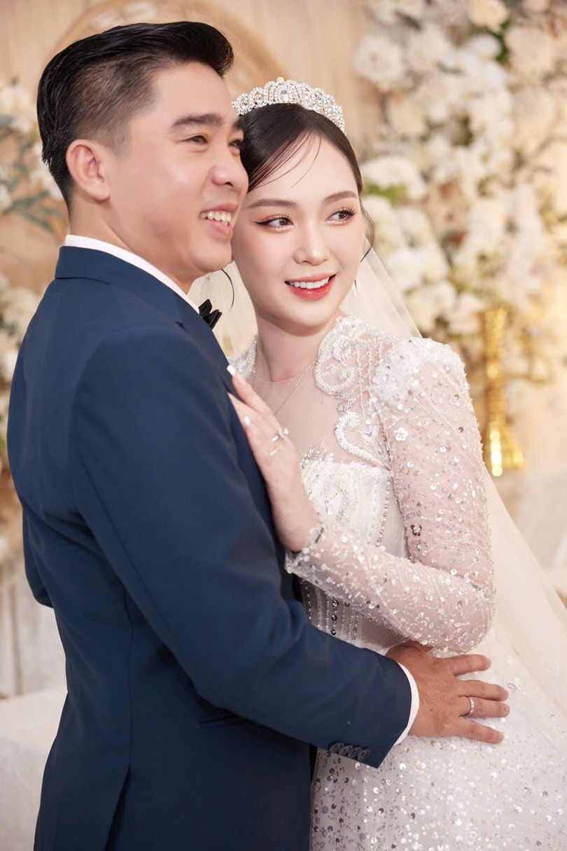 Vợ Chồng Hơn Kém Nhau 3 Tuổi: Những Lợi Ích, Thách Thức Và Cách Xây Dựng Hạnh Phúc