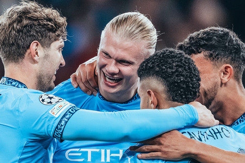 Haaland lập cú đúp, Man City đại thắng '5 sao'