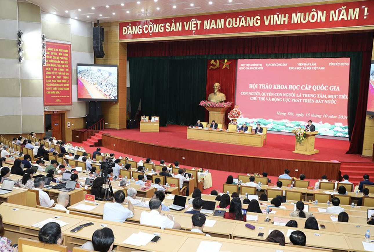 Hội thảo “Con người, QCN là trung tâm, mục tiêu, chủ thể và động lực phát triển đất nước