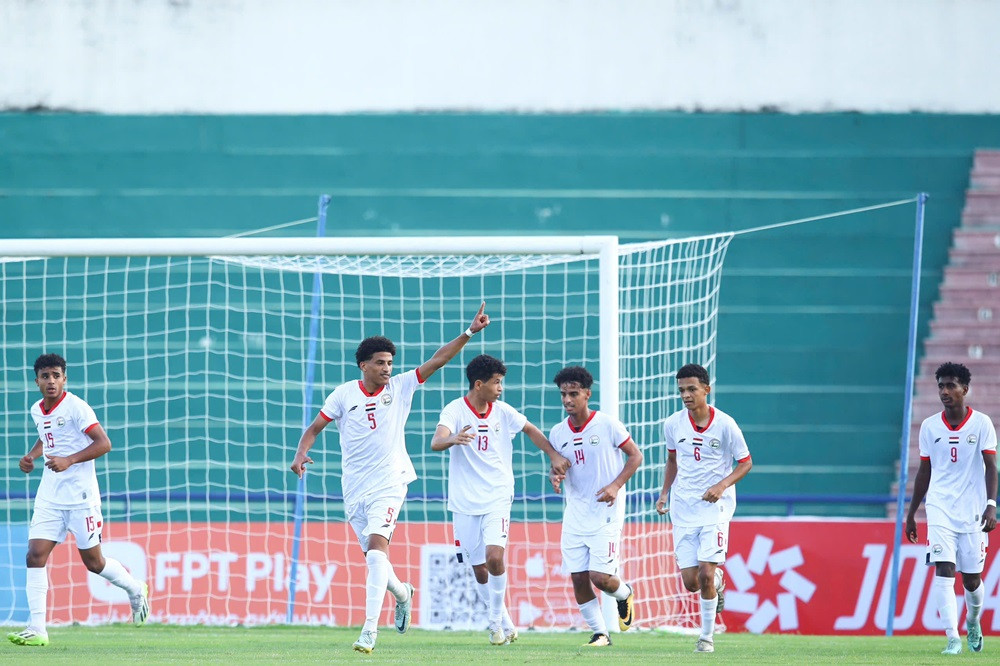 17 Kyrgyzstan vs U17 Yemen 3.jpg