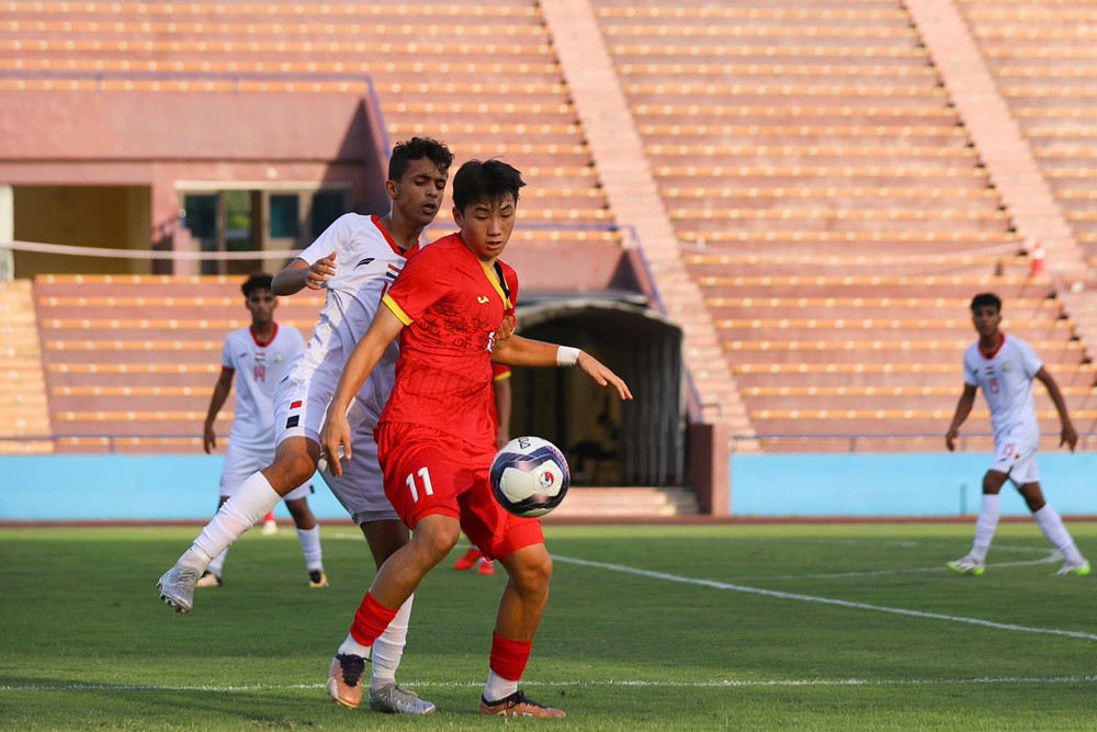 17 Kyrgyzstan vs U17 Yemen 5.jpg