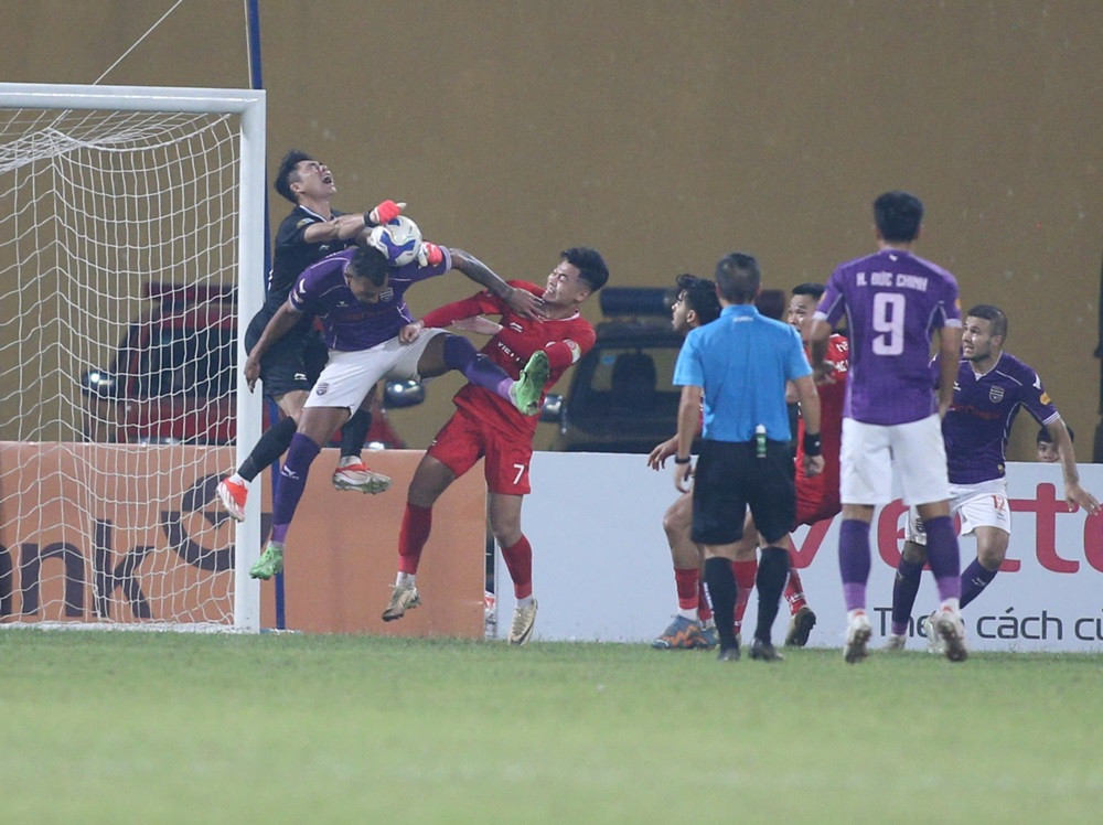 the cong viettel vs binh duong 2.jpg