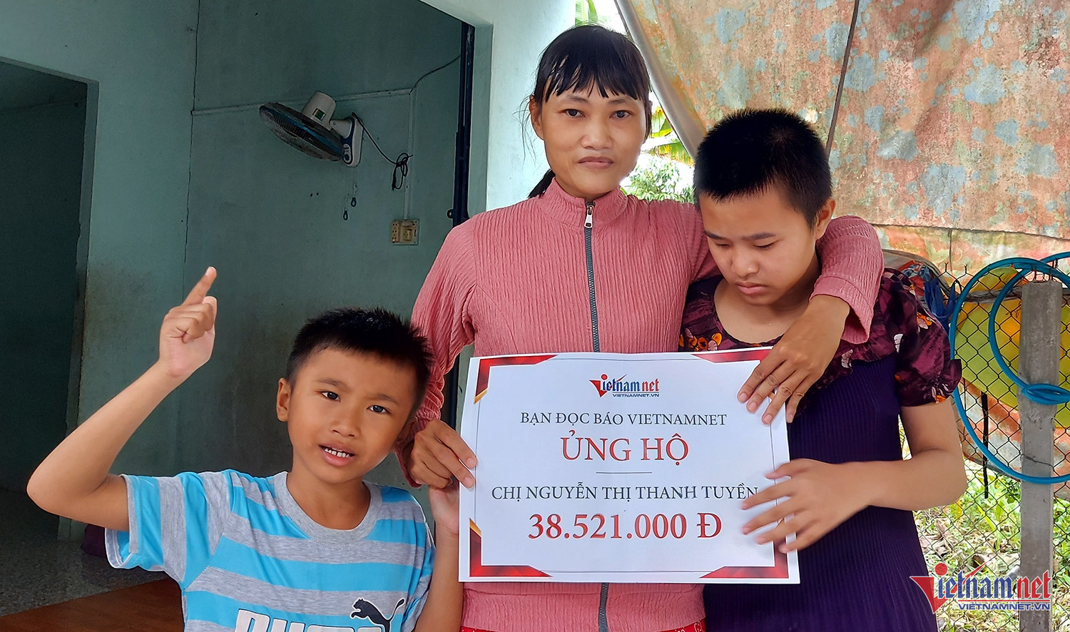 W-chị Tuyền.jpg