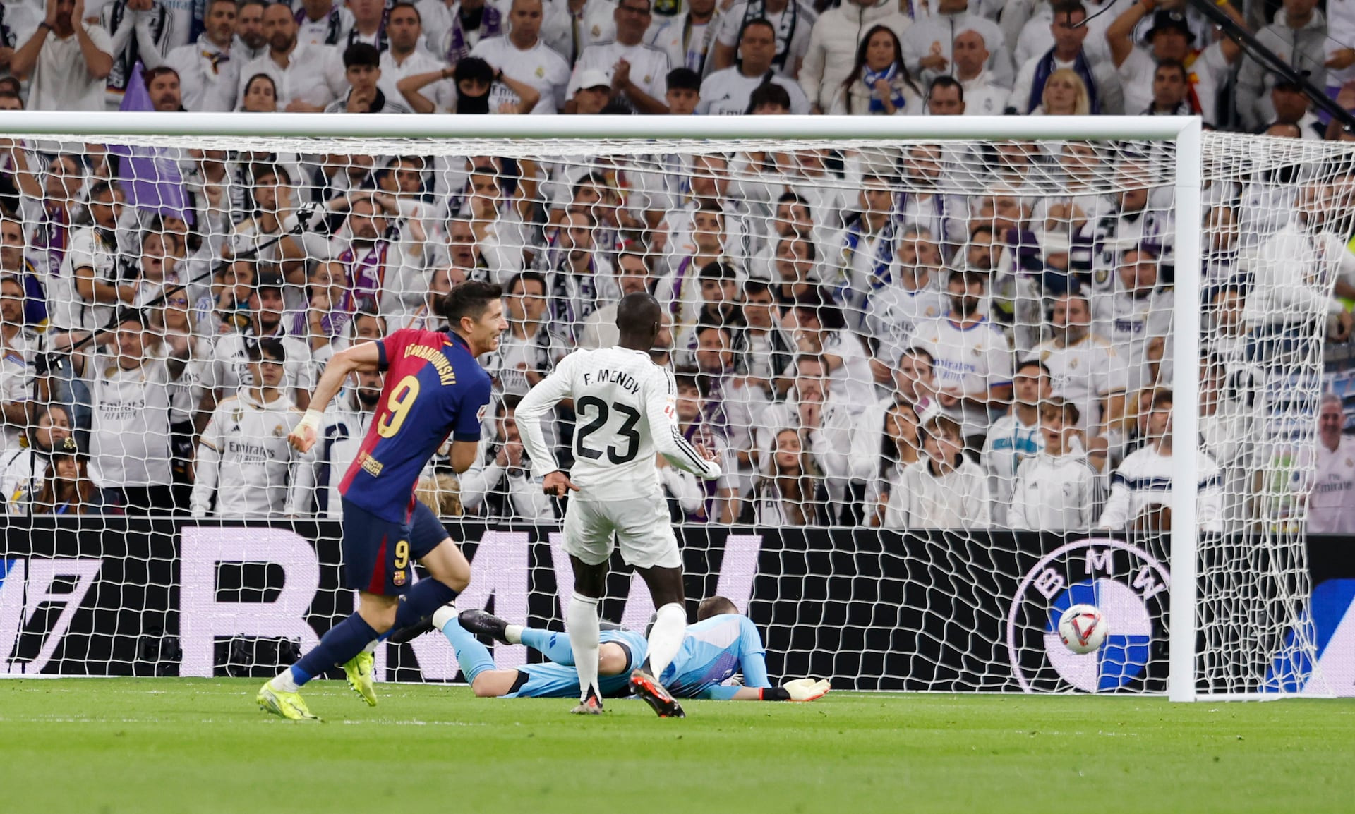 Lewandowski Real Madrid Barca. Diario AS