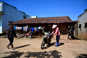 Huyện Tây Giang chăm lo nhà ở cho người nghèo