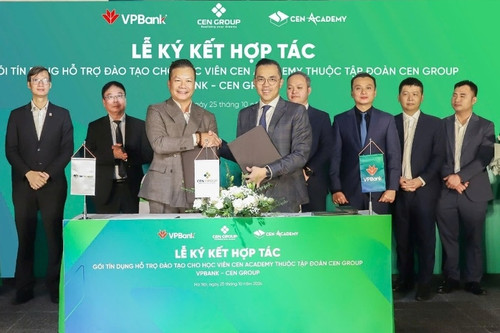 VPBank hợp tác với Cen Group hỗ trợ tín dụng đào tạo cho học viên