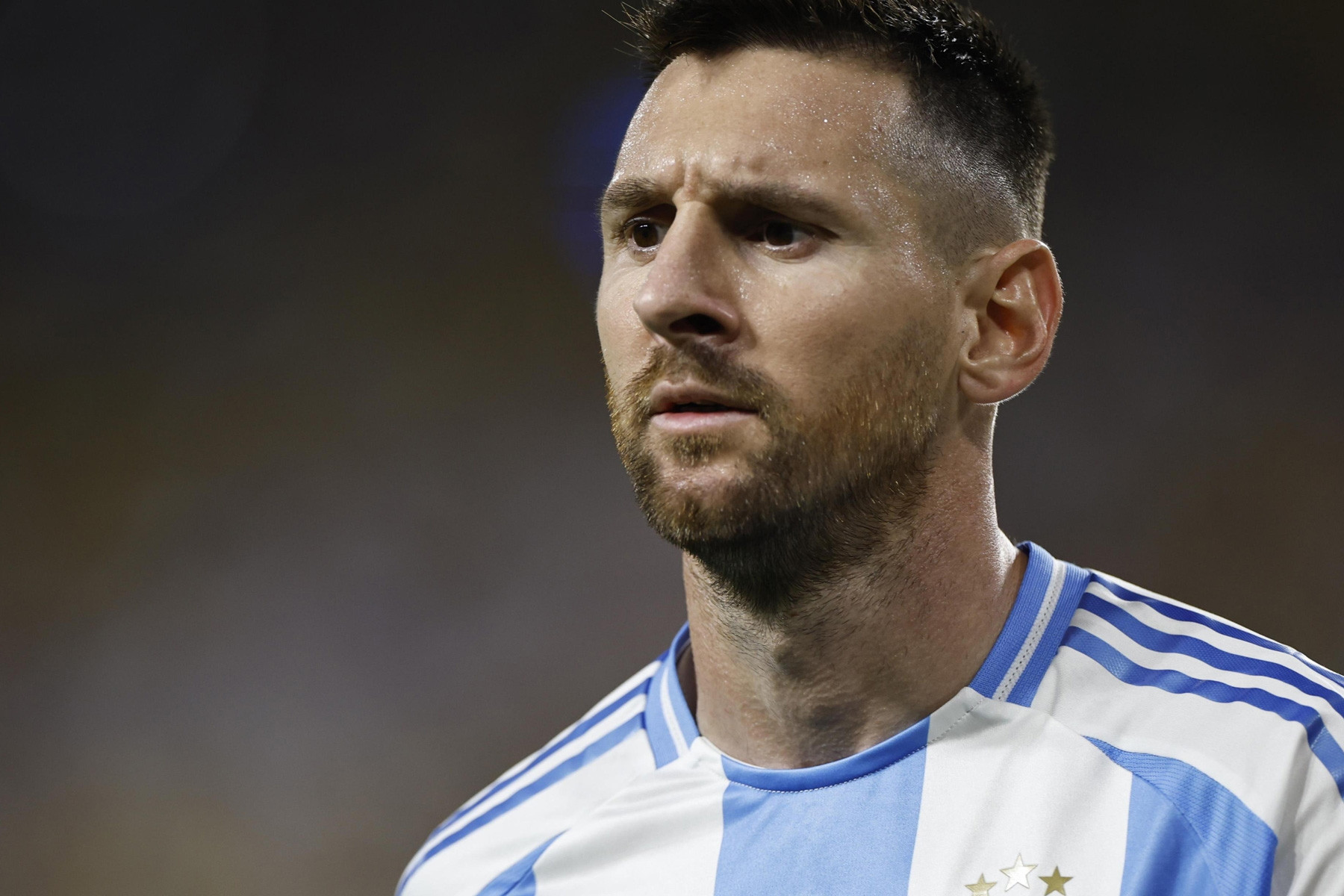 Argentina gọi Messi trở lại dự Vòng loại World Cup 2026