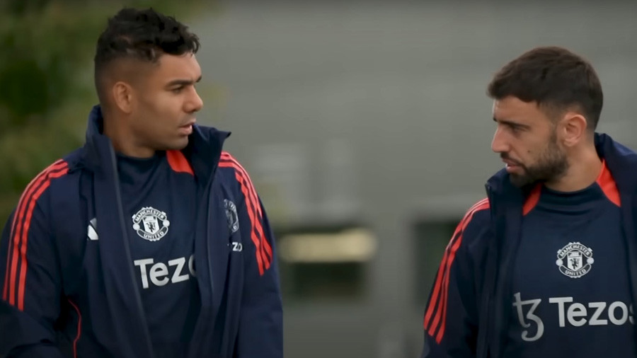 Casemiro Bruno Fernandes.jpg