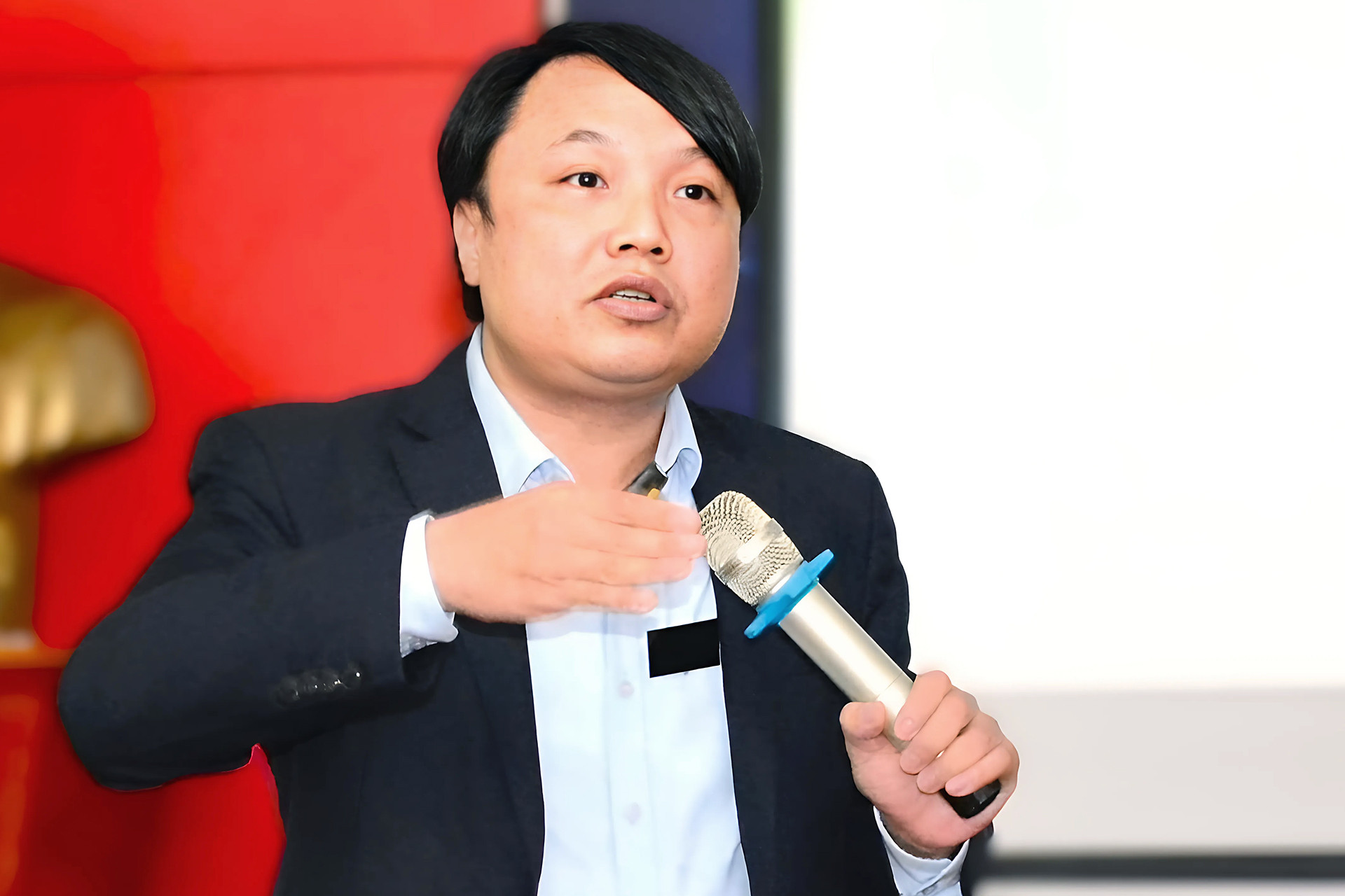 IMG_8AC09F8858BF 1.jpg