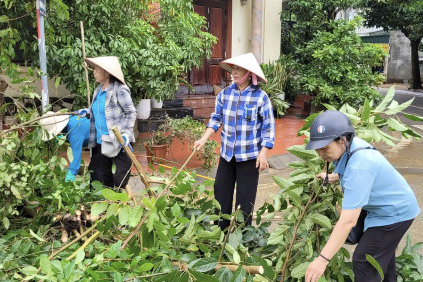 Lạc Thuỷ chú trọng an toàn thực phẩm và bảo vệ môi trường nông thôn mới