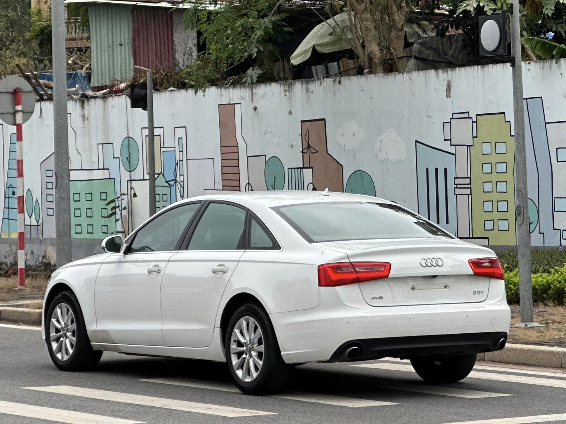 audi a6 2.jpg