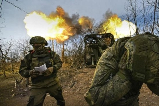 Nga kiểm soát 'pháo đài' ở Donbass, Ukraine hối đồng minh viện trợ vũ khí tầm xa