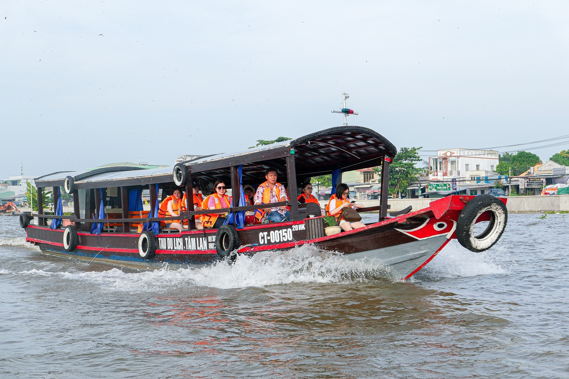 Hà Nội, Ninh Bình, Kon Tum liên kết du lịch với các tỉnh Đồng bằng sông Cửu Long