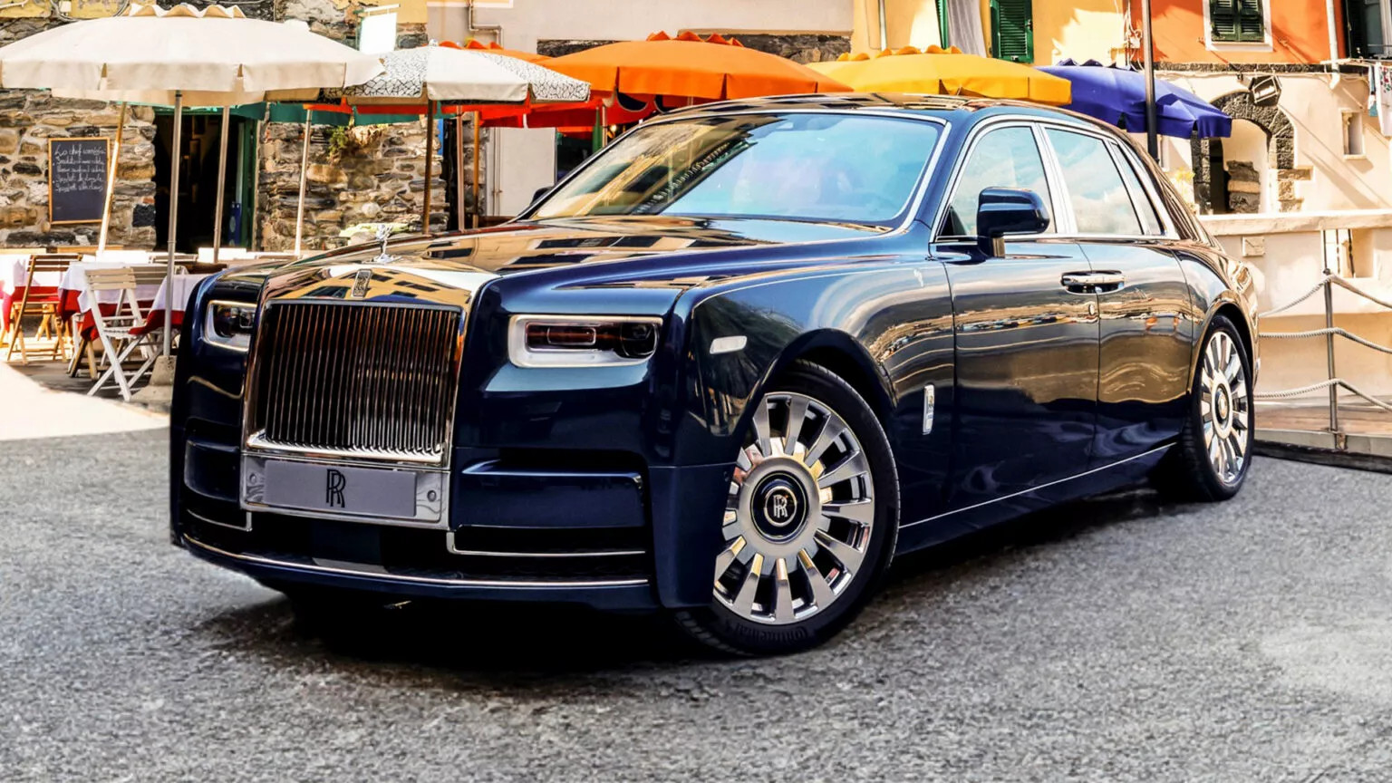 Rolls Royce Phantom Cinque Terre 1536x864.webp