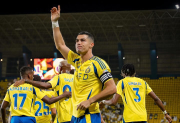 Ronaldo thăng hoa, Al Nassr thắng trận thứ 5 liên tiếp