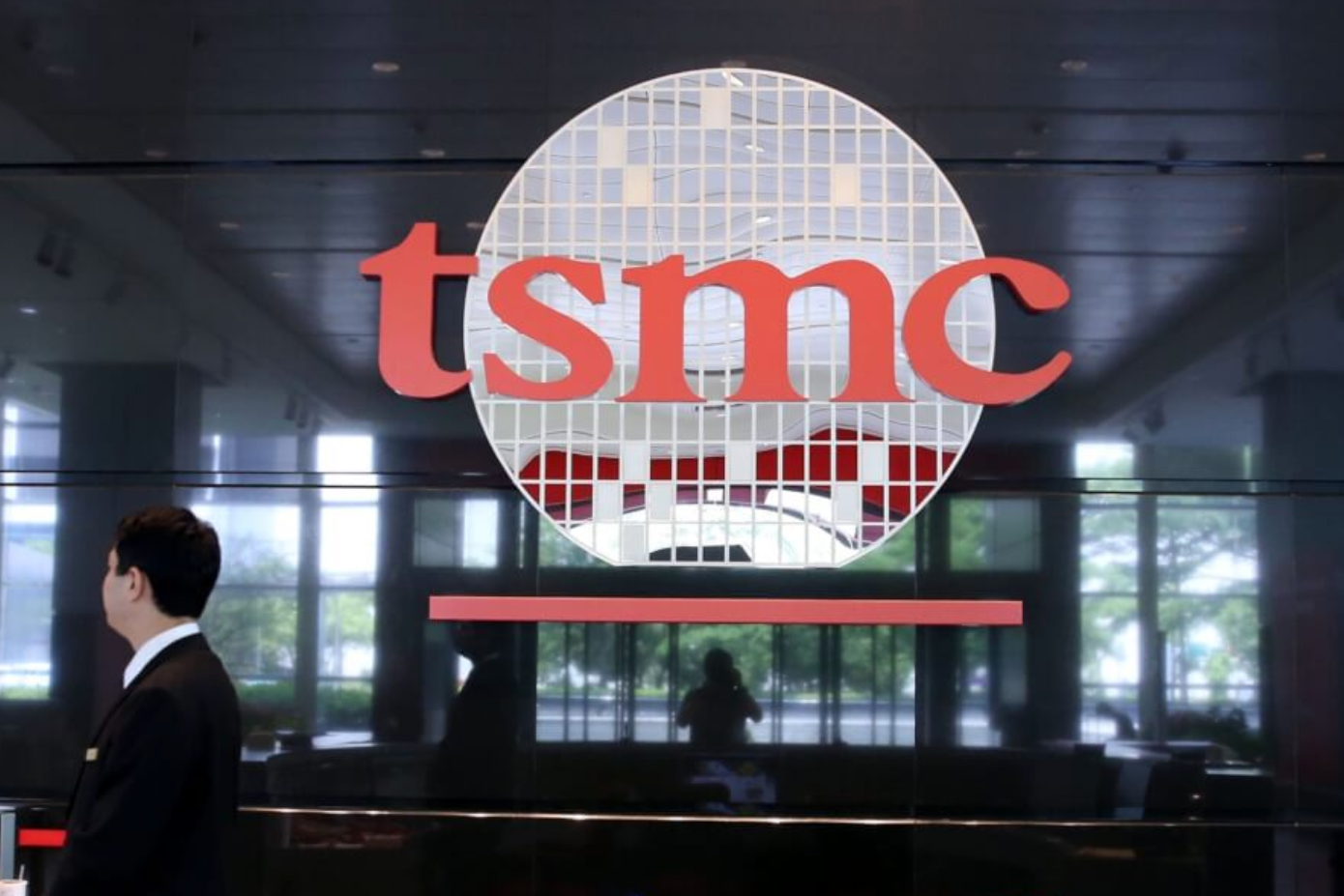 TSMC đưa công nghệ đóng gói chip hiện đại lên đất Mỹ