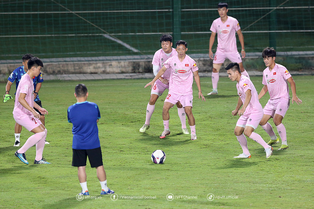 tuyen viet nam 2.jpg