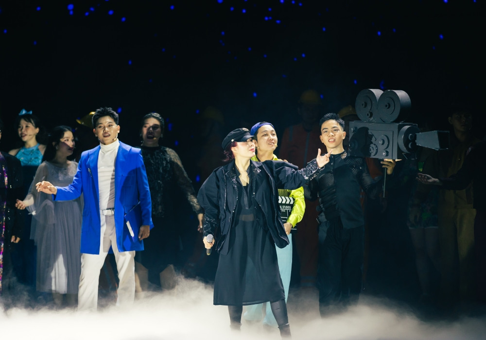 batch_San khau 24h 26.jpg