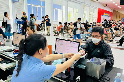 Vé tàu Tết Nguyên đán 2025, hạng cao nhất giá 3,2 triệu đồng/giường