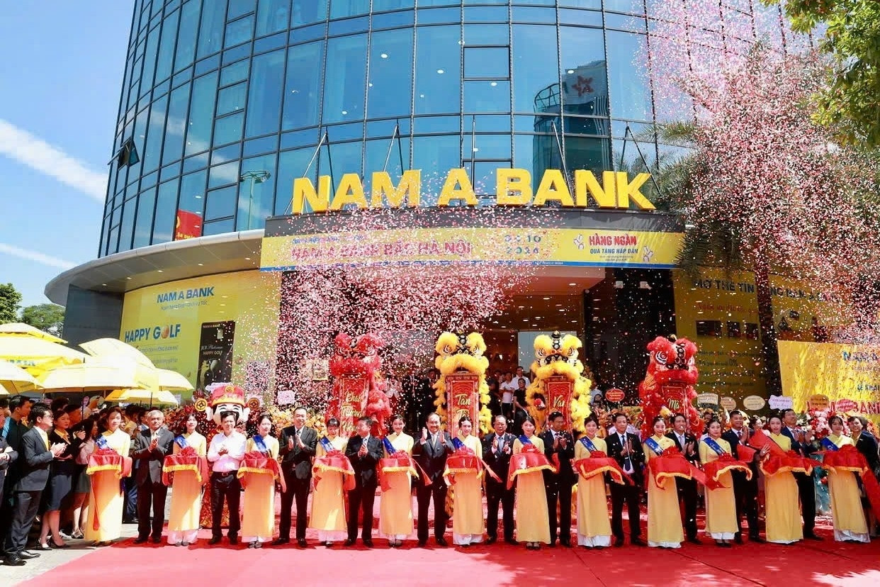 Nam A Bank 32 năm, tiếp tục phủ sóng mạng lưới miền Bắc