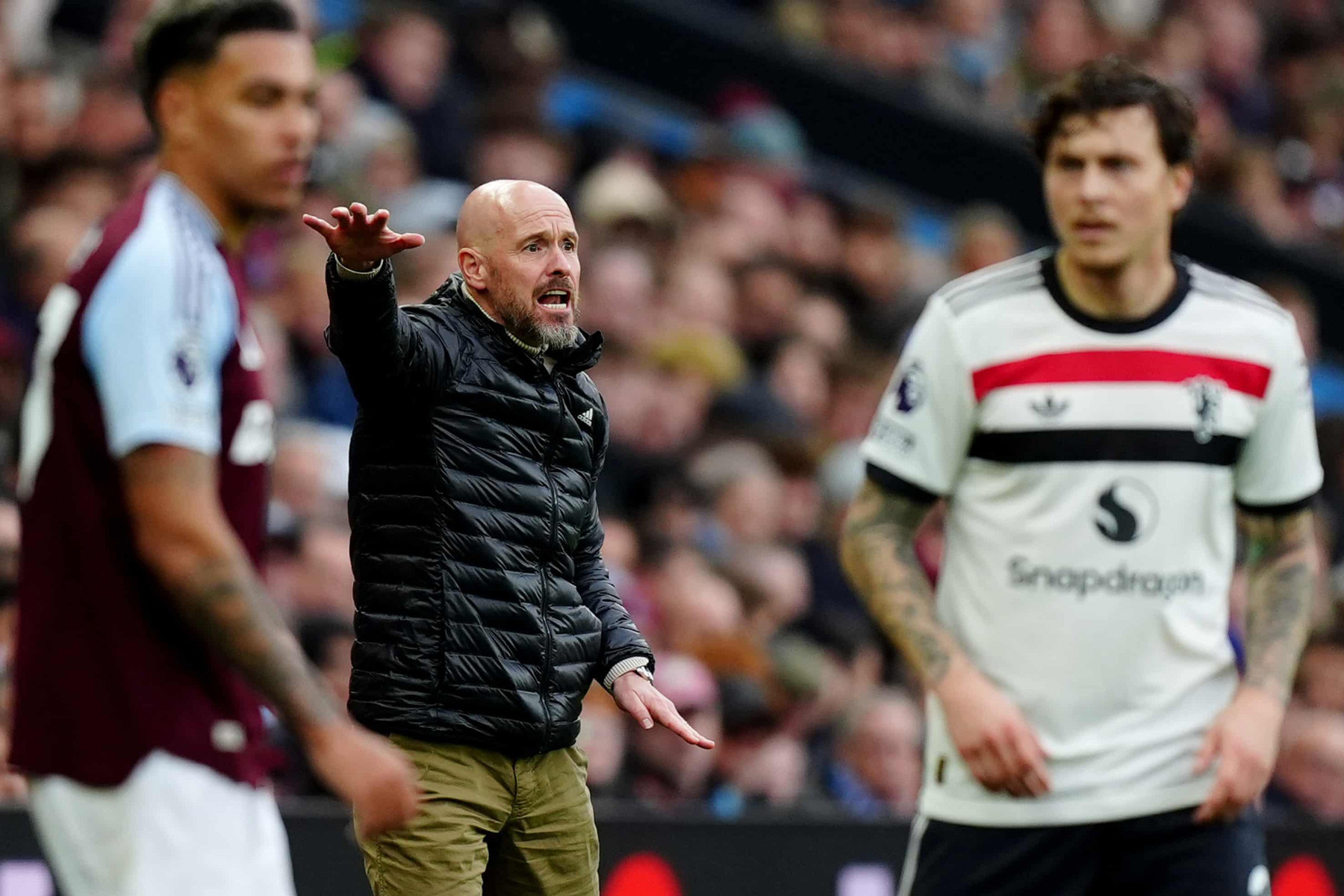 Ten Hag Aston Villa MU PA.jpg