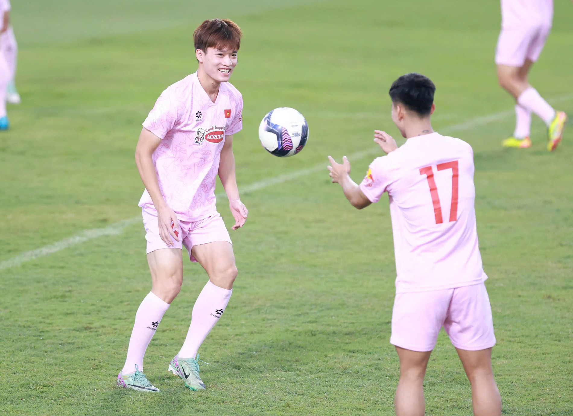 tuyen viet nam 2.jpg