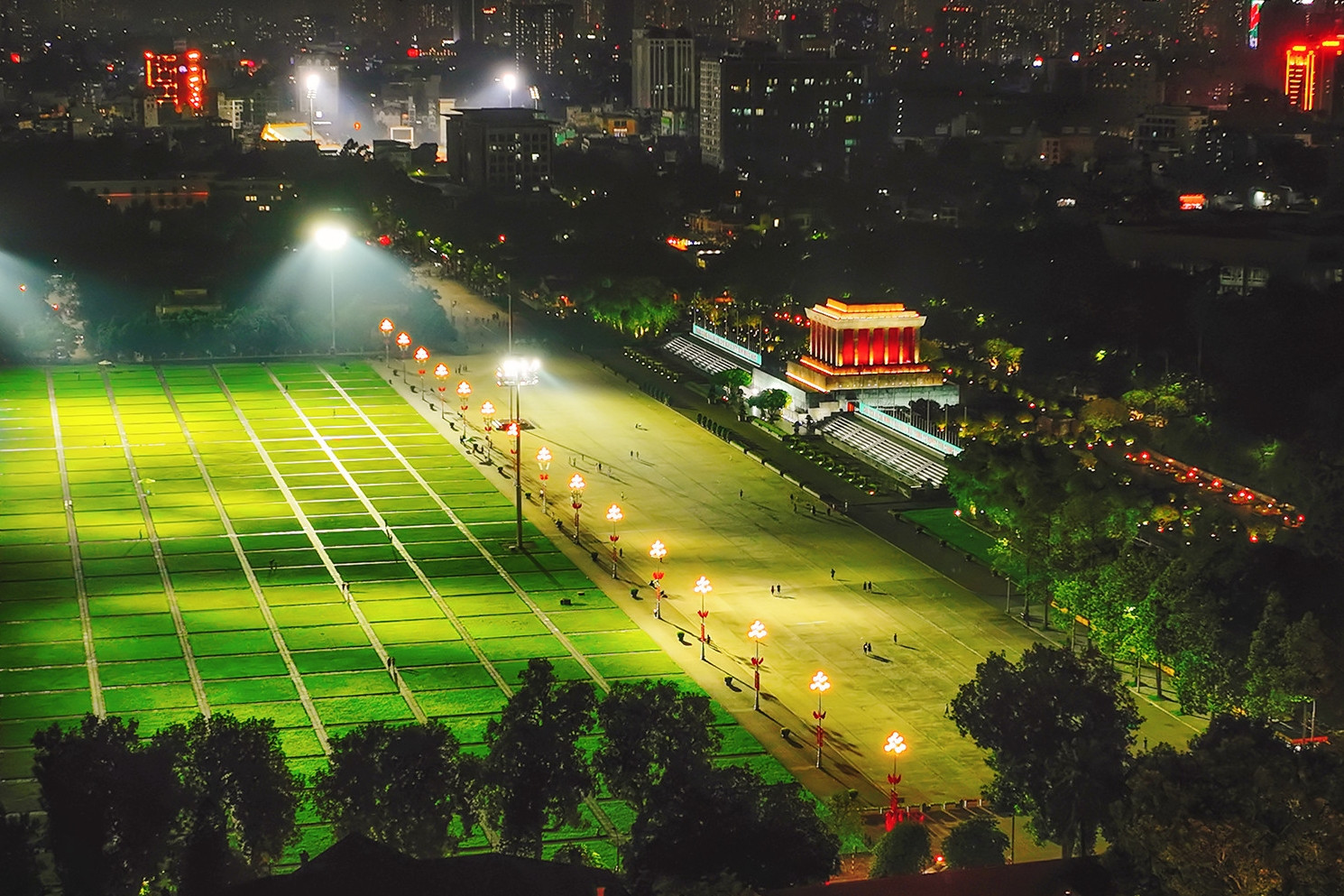 Những công trình kiến trúc đẹp nhất tại không gian thiêng liêng của Hà Nội