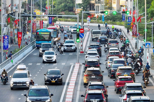 Tăng trưởng của Việt Nam nhanh như “tên lửa”