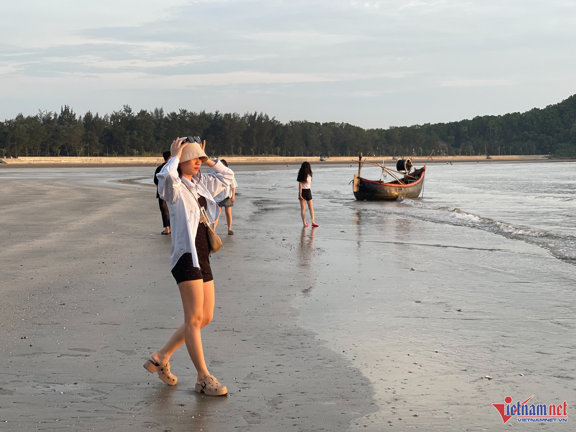 W-IMG_5110 kinh tế biển Bến Tre used.jpg