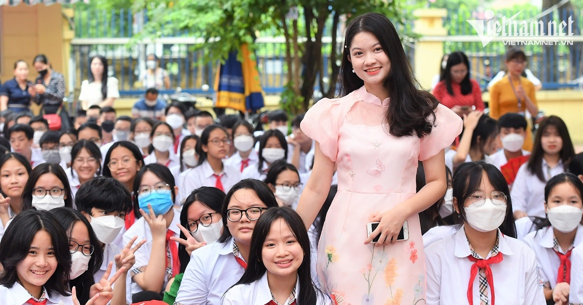 Bộ GD-ĐT nêu điểm mới về tiêu chuẩn, điều kiện xét thăng hạng giáo viên