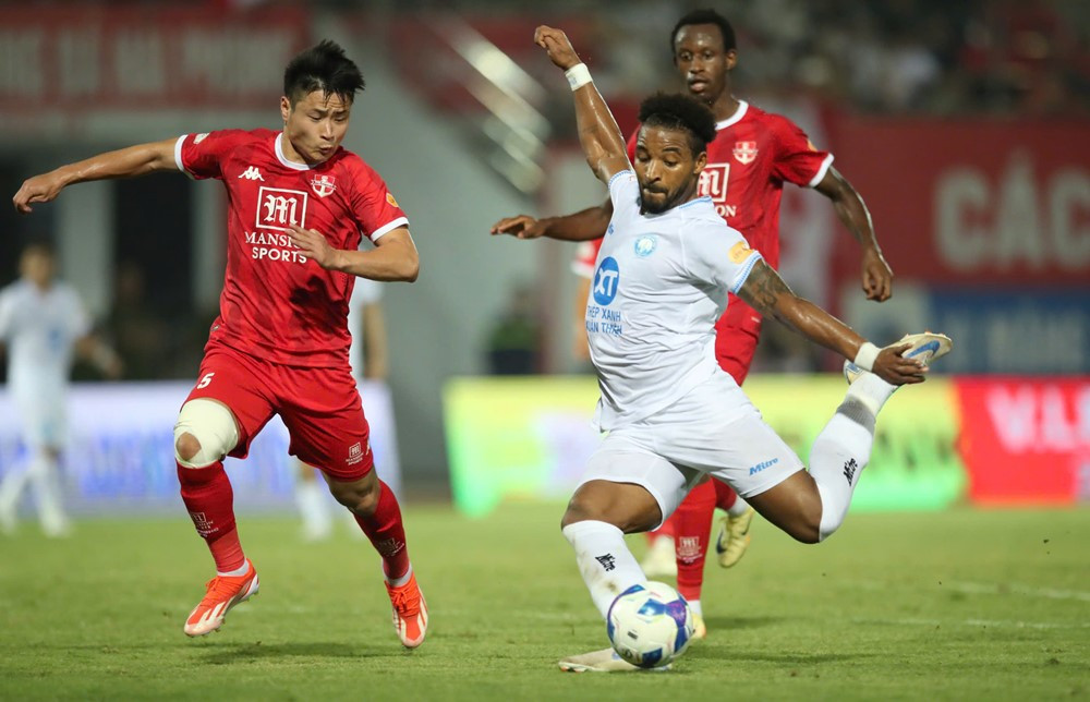 hai phong vs nam dinh 1.jpg