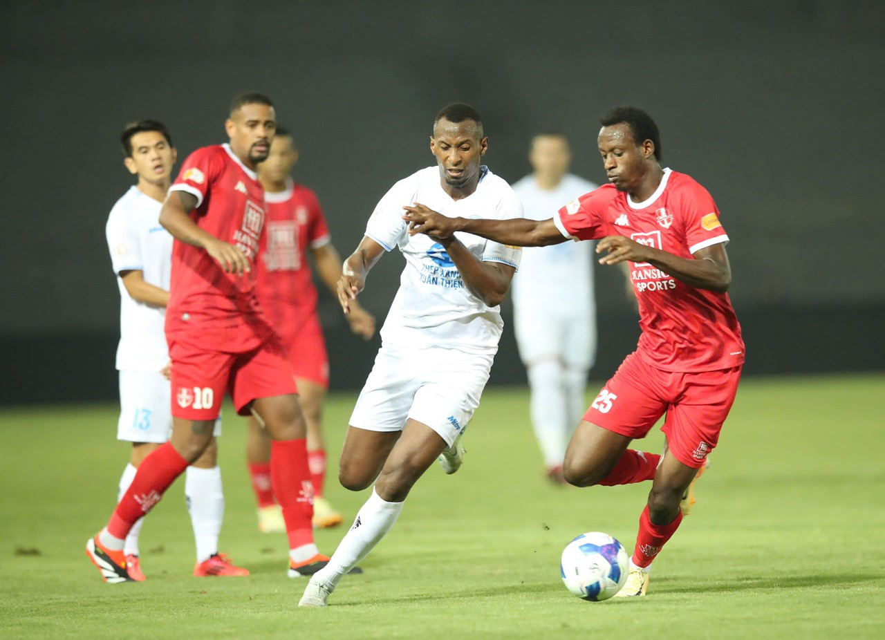 hai phong vs nam dinh 1.jpg