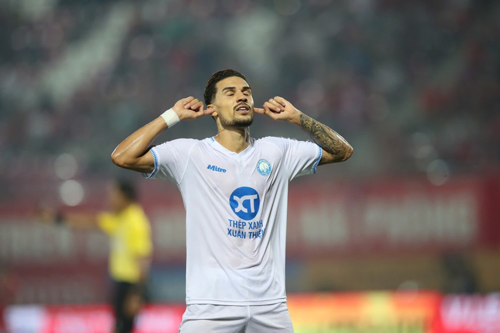 hai phong vs nam dinh 1.jpg