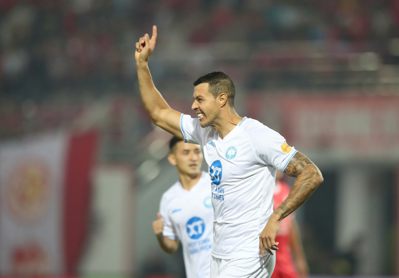 hai phong vs nam dinh.jpg