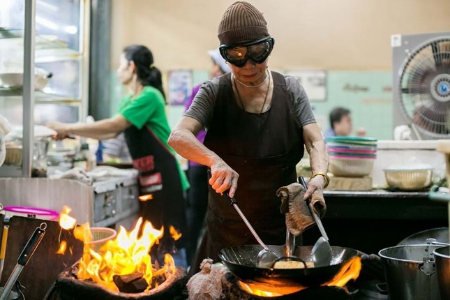 'Nữ hoàng ẩm thực đường phố' định đóng cửa quán, không chuyển giao cho con gái