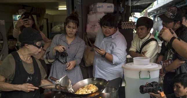 &amp;apos;Nữ hoàng ẩm thực đường phố&amp;apos; định đóng cửa quán, không chuyển giao cho con gái