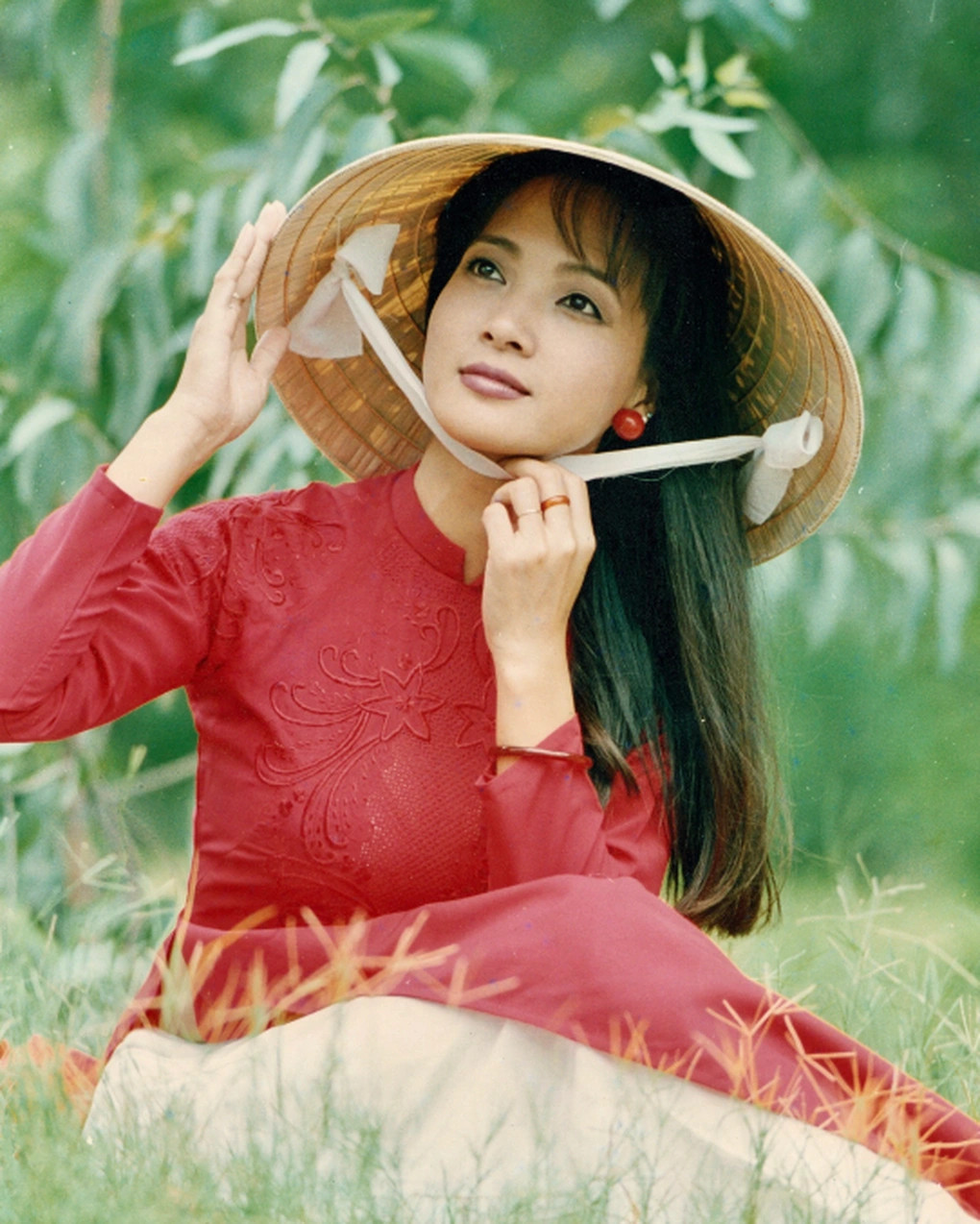 Tuổi 60, NSND Lê Khanh vẫn đắt sô và nhan sắc khiến nhiều người ngưỡng mộ - Ảnh 7. Tuổi 60, NSND Lê Khanh vẫn đắt sô và nhan sắc khiến nhiều người ngưỡng mộ - Ảnh 7.