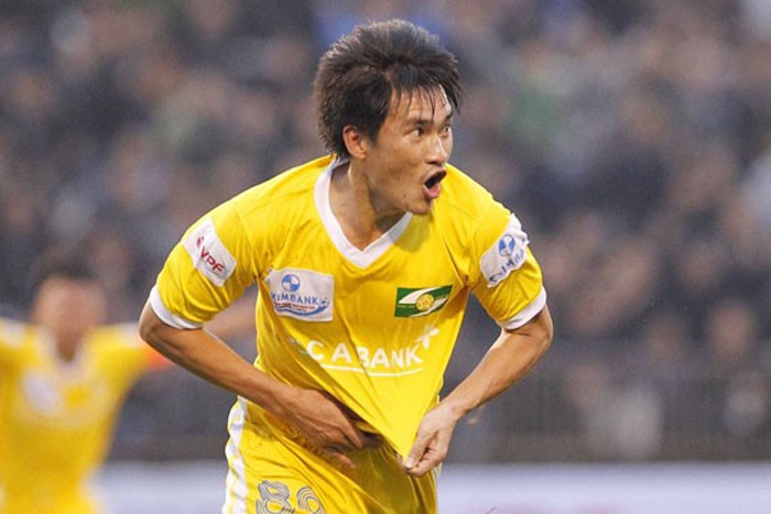 Công Vinh tái xuất, sắp ngồi 'ghế nóng' SLNA?