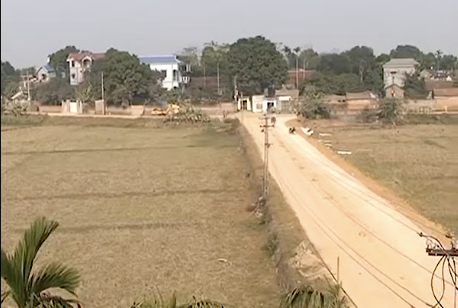 Đồng Trúc đủ điều kiện đạt chuẩn xã NTM kiểu mẫu ở: Y tế; Văn hóa, Giáo dục và Đào tạo