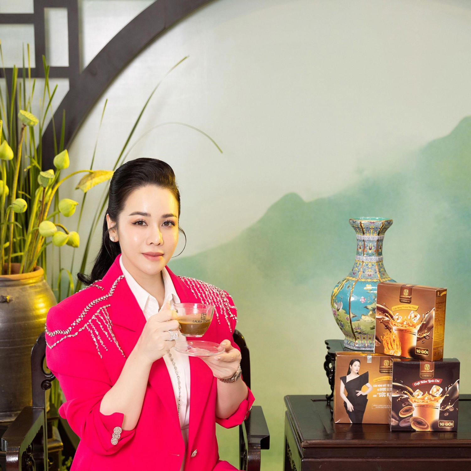 Laura Coffee 2.jpg