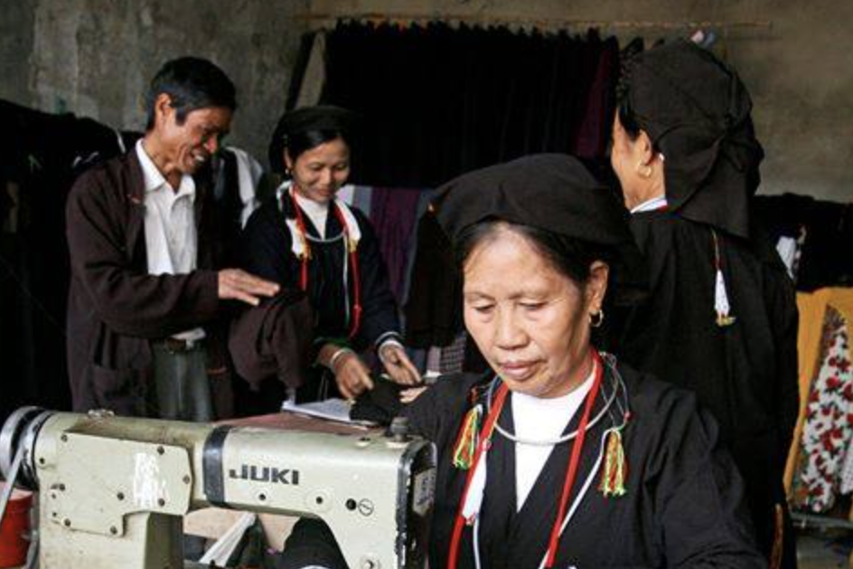 Phát huy giá trị văn hoá đồng bào DTTS, tạo nền tảng phát triển du lịch bền vững