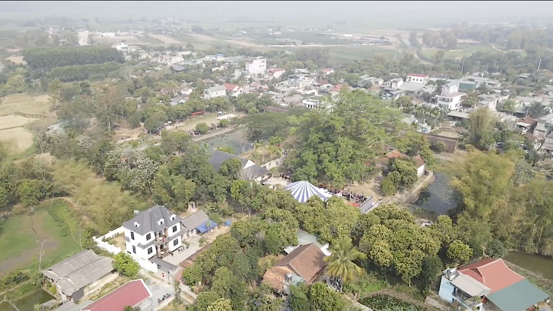 Noong Hẹt triển khai thực hiện xã đạt chuẩn tiếp cận pháp luật gắn với xây dựng NTM